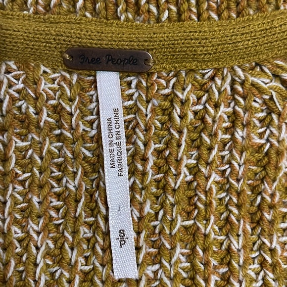 Free People cropped sweater - Picture 3 of 4